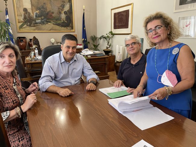 Στην παραχώρηση λεωφορείου προς το Εργαστήρι «Παναγία Ελεούσα» προχώρησε ο Δήμος Αγρινίου