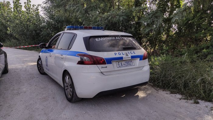Ένας ανθρώπινος σκελετός βρέθηκε στην άκρη του δρόμου στο Μουρίκι Βοιωτίας