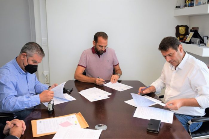 Υπογραφή σύμβασης για την ολοκλήρωση αποχετευτικού δικτύου του Μενιδίου Αμφιλοχίας