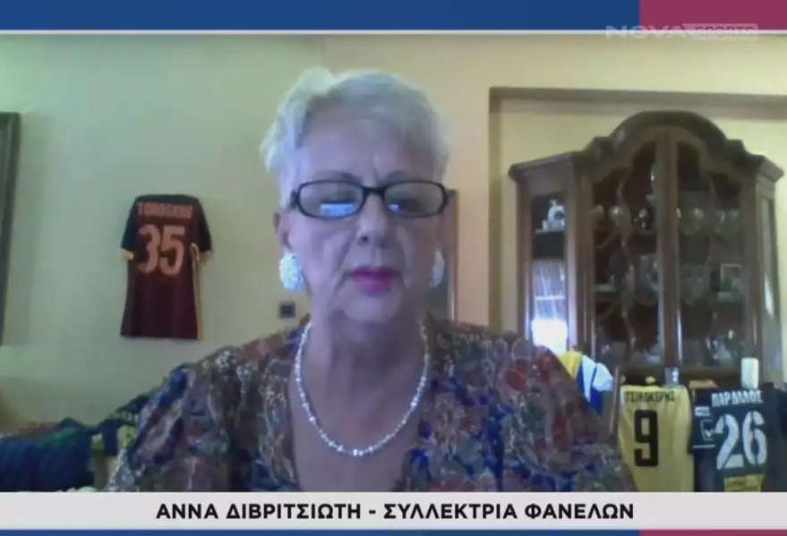 Αγρίνιο: Ένα ποδοσφαιρικό “θησαυρό” από 367 φανέλες έχει η Άννα Διβριτσιώτη