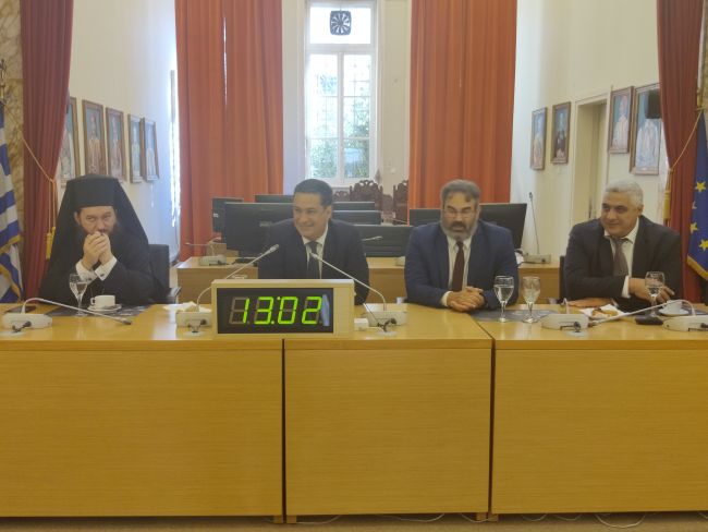 Αγρίνιο: Η καθιερωμένη δεξίωση μετά την παρέλαση