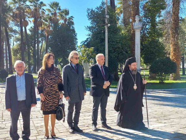 Επίσκεψη στον Κήπο των Ηρώων και στον Μητροπολίτη Ναυπάκτου