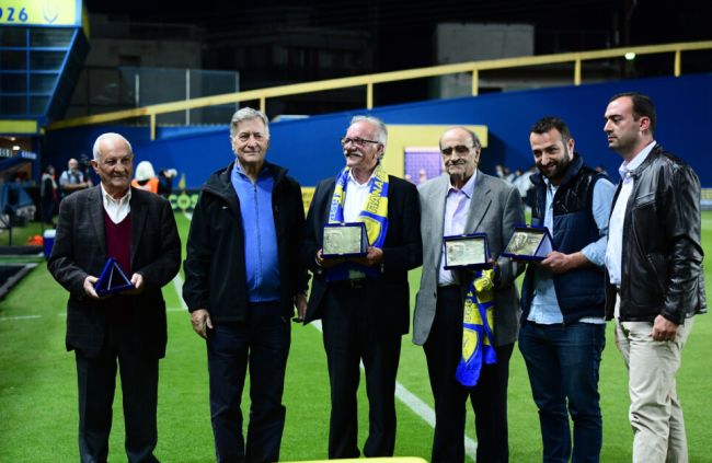 Οφειλόμενη τιμή σε όσους πρόσφεραν σε δύσκολες εποχές στον Παναιτωλικό