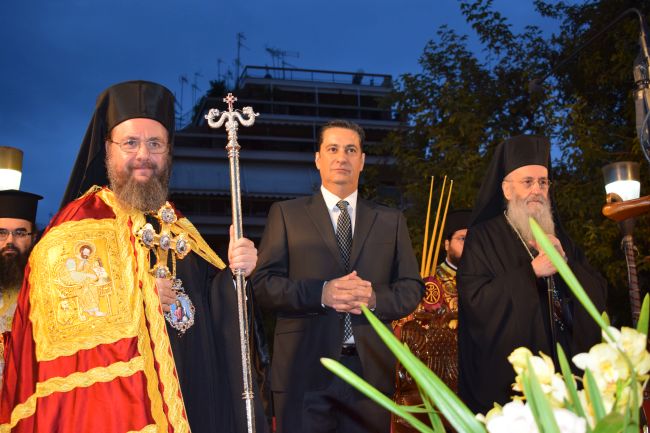 Θέρμη υποδοχή του Μητροπολίτη Δαμασκηνού στο Αγρίνιο (foto)