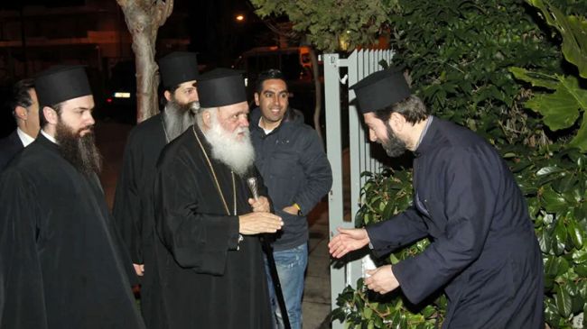 Σε ανάκριση ο πατέρας Αντώνιος με εντολή Ιερώνυμου