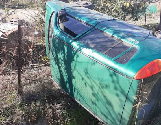 Τροχαίο στα Καλύβια-Στο Νοσοκομείο ο οδηγός