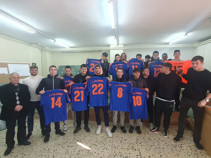 Δωρεά αθλητικού υλικού στο 3ο Λύκειο Αγρίνιου από την ΠΑΕ Παναιτωλικός