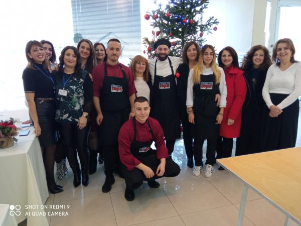 Γεύμα αγάπης παρέθεσαν οι εργαζόμενοι των Δομών Αστέγων του Δήμου Αγρινίου στους ωφελούμενους