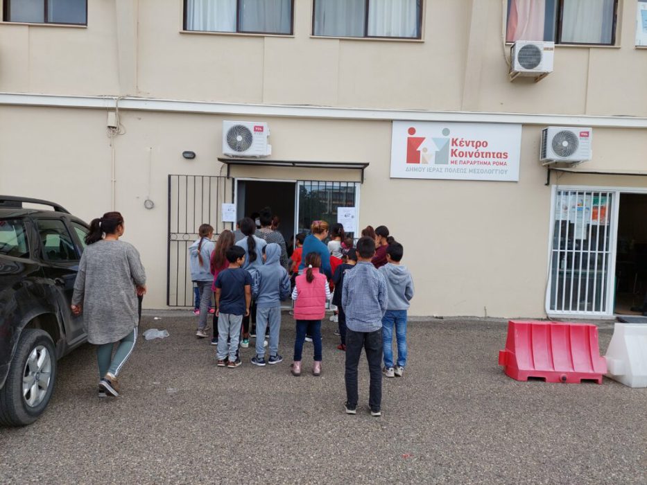 Εξετάσεις και εμβολιασμοί σε παιδιά ρομά στους Δήμους Μεσολογγίου & Ναυπακτίας