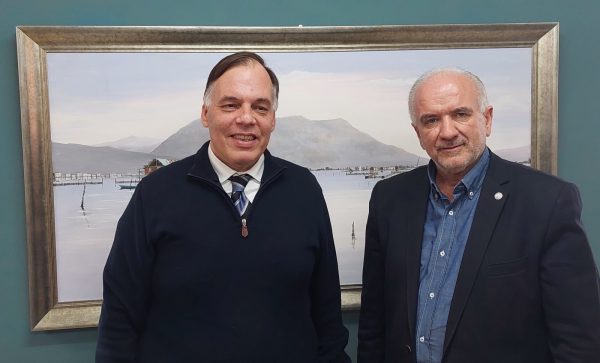 Σημαντικά ζητήματα σχετικά με τη λειτουργία του Νοσοκομείου Μεσολογγίου συζητήθηκαν στη συνάντηση Λύρου – Σερασκέρη