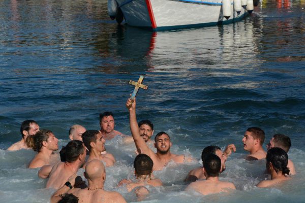 Με μεγαλοπρέπεια εορτάσθηκαν στο Μεσολόγγι τα Θεοφάνεια