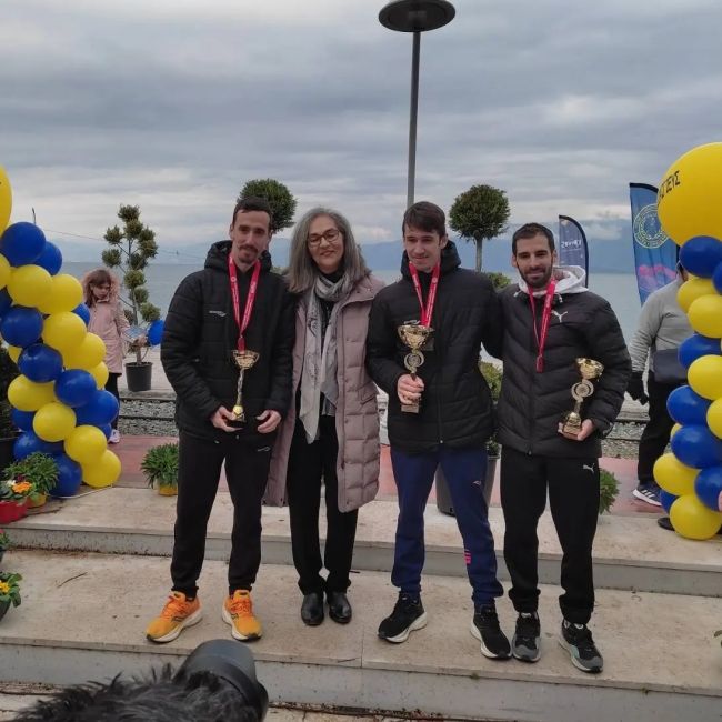 Πρώτα τα αδέρφια Σταμούλη του Γ.Α.Σ Αγρινίου στον Ημιμαραθώνιο της Αιγιαλείας