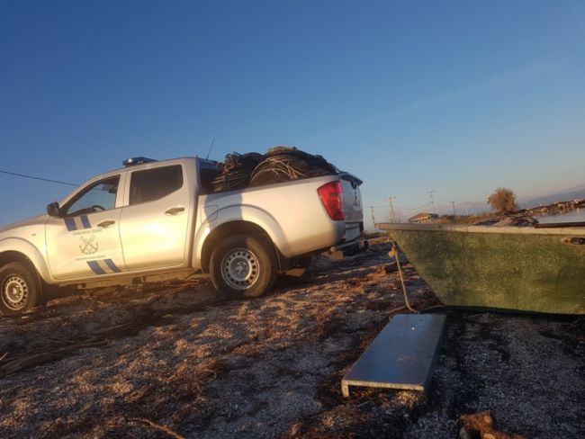 Το Λιμενικό Αμφιλοχίας κατάσχεσε παράνομες ιχθυοπαγίδες