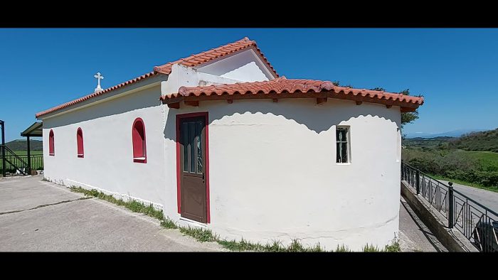 Κλέβουν και καταστρέφουν εκκλησίες σε Βόνιτσα και Πάλαιρο!