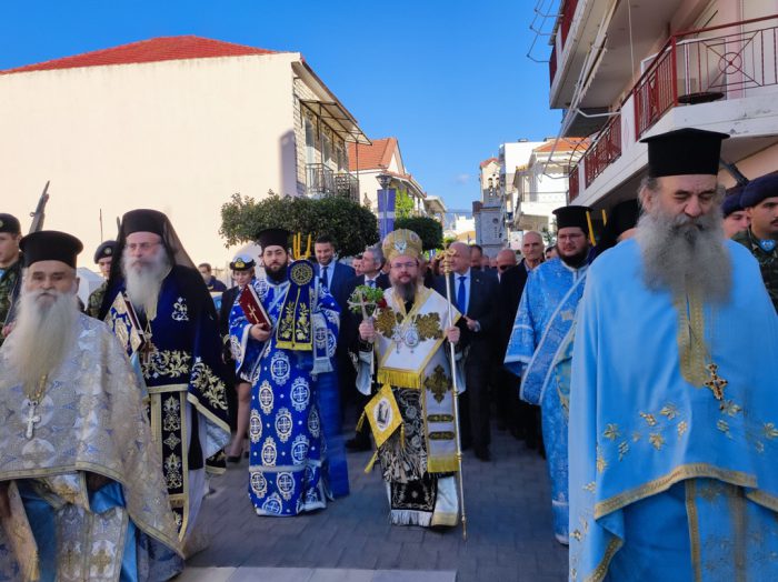 Αιτωλίας Δαμασκηνός: «Ο Αγιασμός γίνεται ο δεσμός μας με τον Τριαδικό Θεό και η γέφυρα προς την πατρική αγκαλιά Του»
