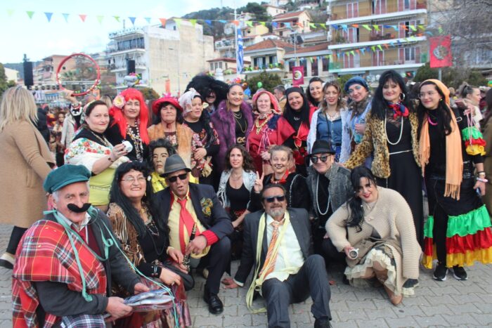 Αποκριάτικο καρναβάλι στην Αμφιλοχία γεμάτο ενέργεια, διάθεση και πολύ χορό!