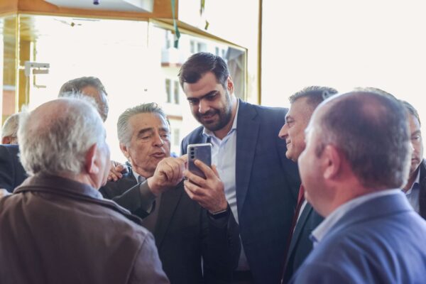 Ποια φωτογραφία έδειξαν στον Παύλο Μαρινάκη και συγκινήθηκε!