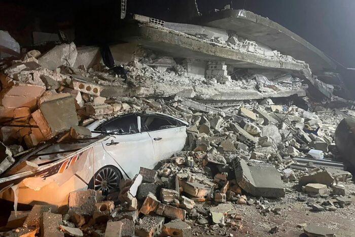 Τρομακτικά βίντεο από τα 7,8 Ρίχτερ στην Τουρκία