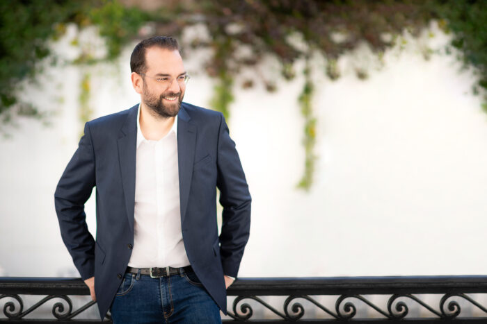 Το ευχετήριο μήνυμα του Περιφερειάρχη Δυτικής Ελλάδας, Νεκτάριου Φαρμάκη για το Πάσχα