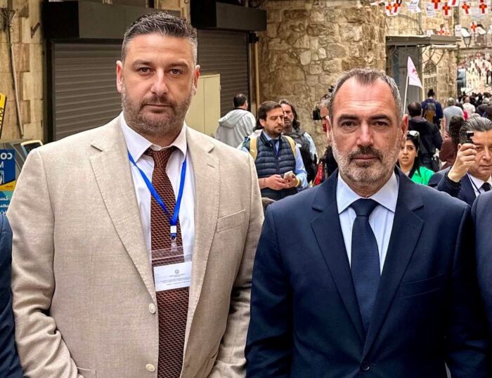 Στα Ιεροσόλυμα για την παραλαβή του Αγίου Φωτός ο Θ.Μαυρομμάτης- Πότε θα φτάσει στην Αιτωλοακαρνανία