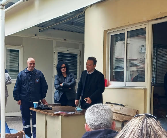 Με ουσία και δυναμική η επίσκεψη του Μίλτου Ζαμπάρα στο Νοσοκομείο και το ΕΚΑΒ Αγρινίου