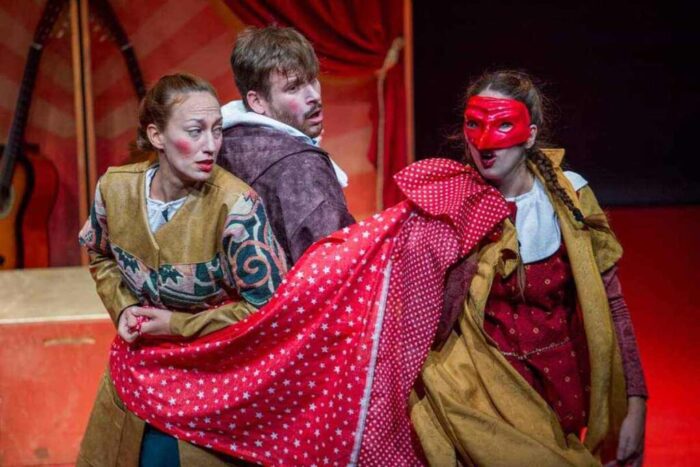 «Το Ξύλινο Σπαθί» παρουσιάζεται στο Δημοτικό σχολείο Γαβαλούς