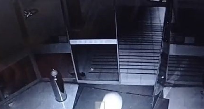 Βίντεο από την δράση της σπείρας που «αλώνιζε» στο Αγρίνιο – Διάρρηξη σούπερ μάρκετ σε δύο λεπτά