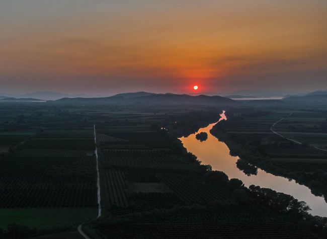«Ο Αχελώος στις Οινιάδες»