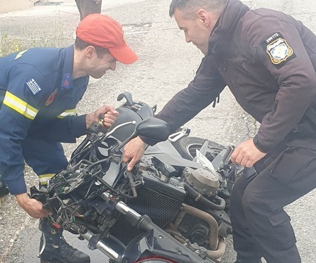 Μεσολόγγι: Δυο τραυματίες σε σύγκρουση δικύκλων