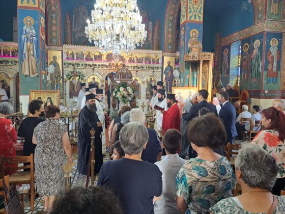 Υποδοχή στο Ζευγαρακι Αγρινίου της Τιμίας Κάρας του Οσίου Παρθενίου του εν Κουδουμά