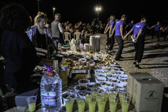 Για 26η χρονιά πραγματοποιήθηκαν τα “Ριζικάρια” / Αναβίωση του εθίμου του Κλήδωνα στο Αιτωλικό