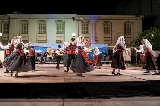 ΓΕ Αγρινίου: Εντυπωσιακά έπεσε η αυλαία της χορευτικής περιόδου 2022-2023 του Λαογραφικού Ομίλου