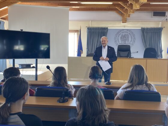 Επίσκεψη Μαθητών 1ου Δημοτικού Μεσολογγίου στο Δημαρχείο