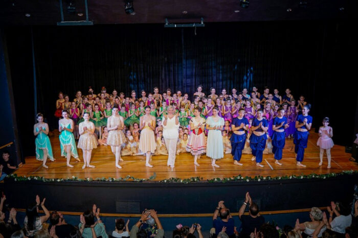 Εντυπωσιακές και με μαζική συμμετοχή οι τελετές λήξης των τμημάτων της ΓΕ Αγρινίου