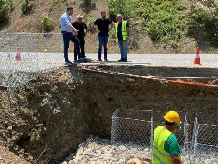 Ο Περιφερειάρχης Νεκτάριος Φαρμάκης σε έργα συντήρησης και αποκατάστασης οδικού δικτύου στην Αιτωλ/νία