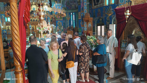 Συνεχίζεται και αύριο το προσκύνημα στα Ιερά Λείψανα των Αγ Ραφαήλ Νικολάου και Ειρήνης στον Ιερό Ναό Αγίου Δημητρίου Παραβόλας