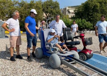 Δήμος Ναυπακτίας: Sea Access” στην παραλία Ψανής για τα ΑμεΑ