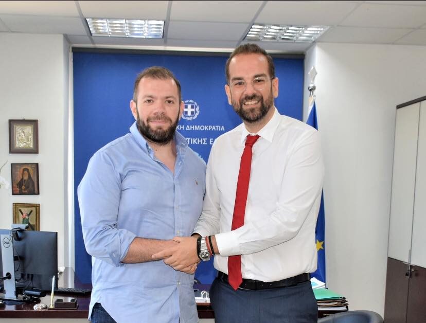 Αιτωλοακαρνανία:Ο γνωστός Αγρινιώτης επαγγελματίας Βασίλης Βλάχος υποψήφιος με τον Ν.Φαρμάκη