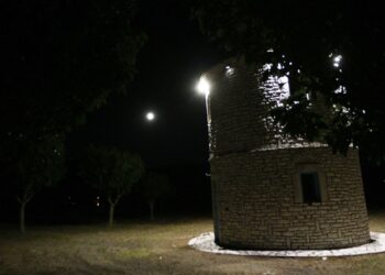 Αστακός: Μάγεψε το «φεγγάρι του Οξύρρυγχου»