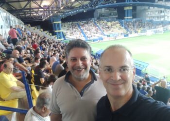 Σιγά μην έλειπε από την πρεμιέρα του Παναιτωλικού ο Νίκος Κατσακιώρης!