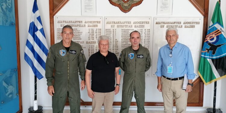 Παράδοση Drone και στην Πολεμική Αεροπορία – 117 ΠΜ από τονΑντιπεριφερειάρχη Φ. Ζαΐμη