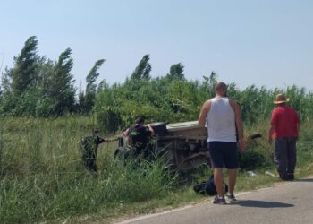 Εκτροπή οχήματος στο Κρυονέρι-3 άτομα τραυματίστηκαν