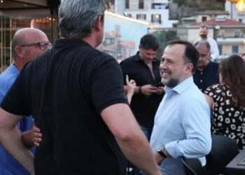 Ο Λίνος Μπλέτσας στη Ναύπακτο σε συνάντηση με φίλους και συναδέλφους του