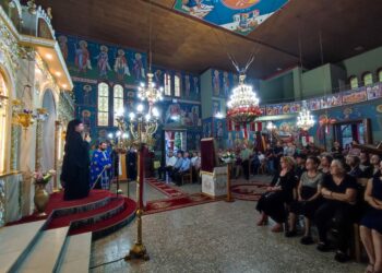 Αιτωλ/νία:Με κατάνυξη και τη συμμετοχή πλήθους πιστών τελoύνται οι Παρακλήσεις στην Παναγία