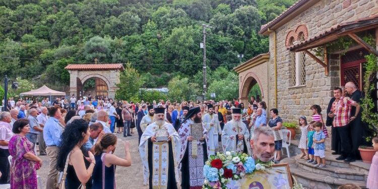 Πανηγυρίζει η Ιερά Μονή Παναγίας Λυκουρίσσης στη Σκουτερά
