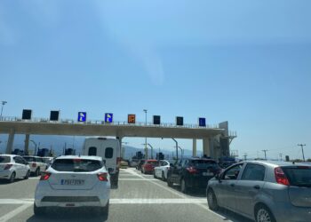 Ουρές στην γέφυρα Ριου-Αντιρρίου λόγω επιστροφής των εκδρομέων