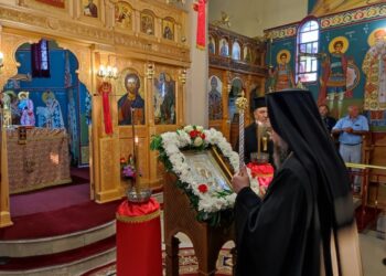 Αιτωλ/νία:Με κατάνυξη και πλήθους πιστών οι Παρακλήσεις της Παναγίας