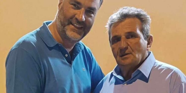 Υποψήφιος με τον Σπύρο Σκιαδαρέση ο Ναυπάκτιος Άρης Παπανδρέου