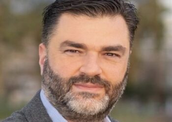 ΠΑΣΟΚ: Στήριξη στον Σπύρο Σκιαδαρέση για την Περιφέρεια Δυτικής Ελλάδας – Το βιογραφικό του