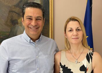 Υποψήφιες  με το Συνδυασμό «Αγρίνιο – Νέα αρχή – Τόπος να ζεις» Ελένη Βλάχου και Μαρία Σαράκη